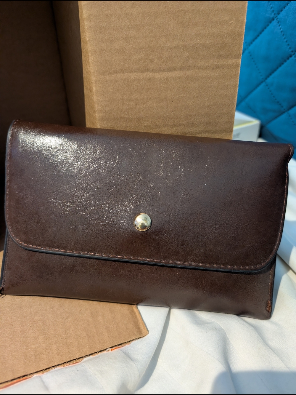 Assorted Box Of Items - Picture 7 of 8